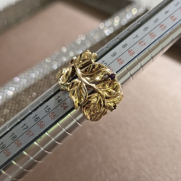 Gold Plated Vine Leaf Gemstone Ring - Picture 2 of 12